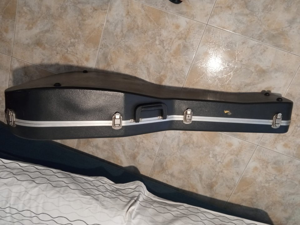 Vendo/cambio Acústica Ovation 3862 pinnacle series, made in Japan de segunda mano · Foto 6 de 10 · Madrid · 485 €