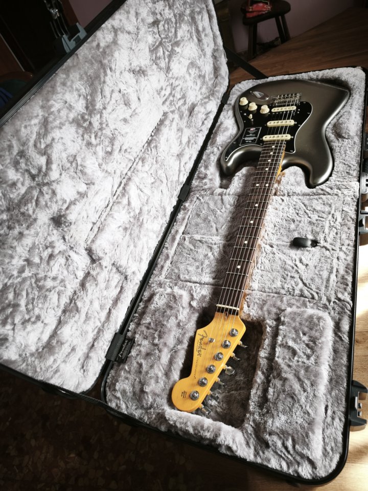 Fender American Profesional 2 HSS Mercury