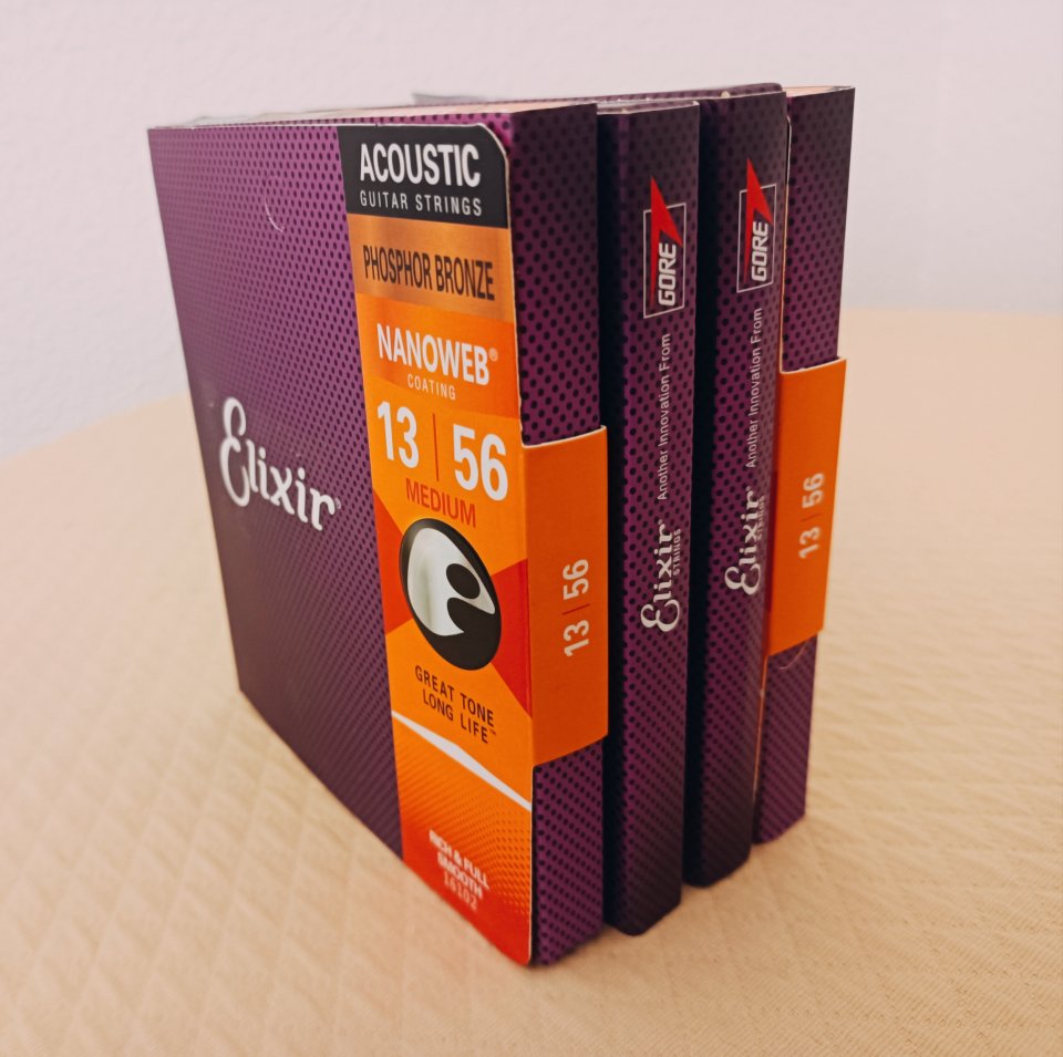 ( 4 ) Elixir Nanoweb 13 - 56 Acustic