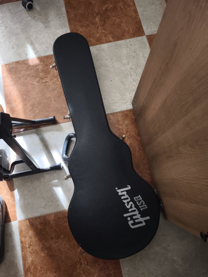 GIBSON LES PAUL STUDIO WINE RED 2008 con estuche gibson