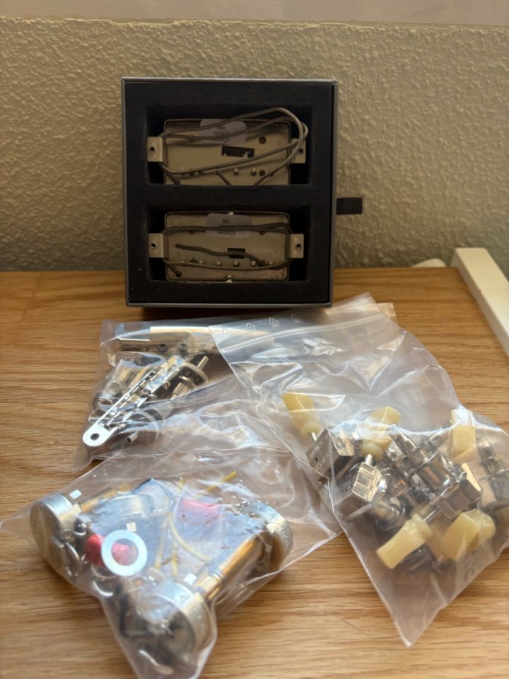 Gibson Les Paul Standard (3,8kg) + MEJORAS!