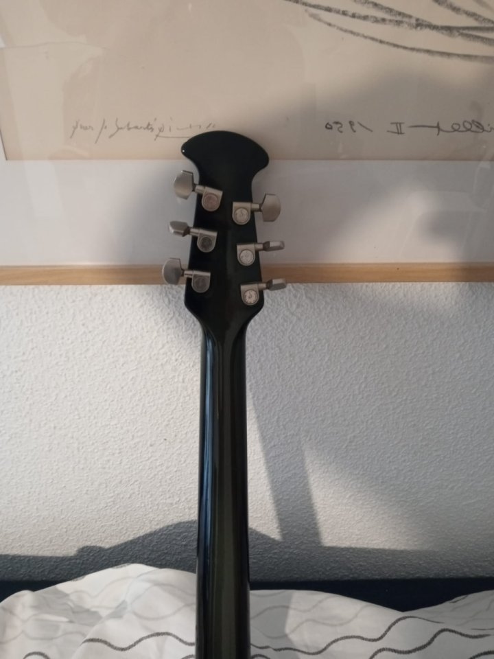 Vendo/cambio Acústica Ovation 3862 pinnacle series, made in Japan de segunda mano · Foto 8 de 10 · Madrid · 485 €