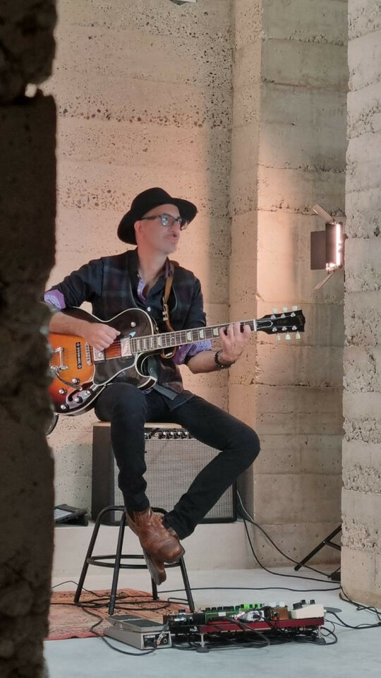 Titulado Musicians Institute-G.i.T. de  Los Angeles-Clases de Guitarra en Barcelona y On-Line