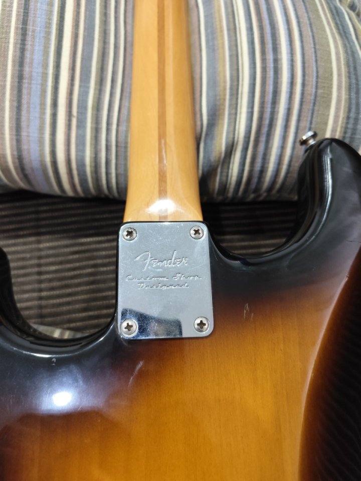 Fender Stratocaster Classic player 50 de segunda mano · Foto 4 de 10 · Girona · 700 €