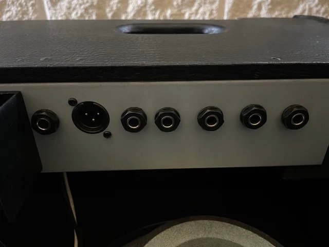 Kustom HV100 - Hybrid Amp