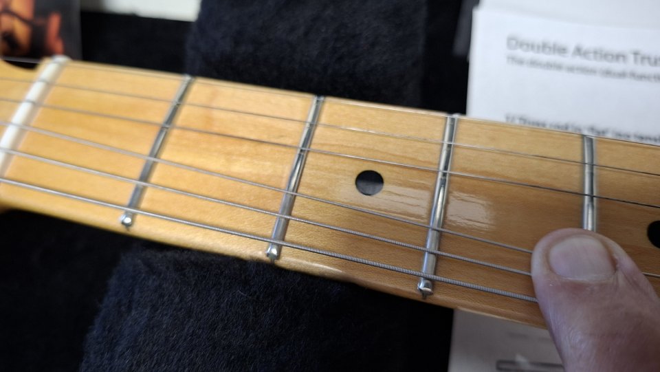 Guitarra G&L Fullerton Deluxe Legacy USA + estuche, color Blonde, cuerpo Fresno de segunda mano · Foto 5 de 10 · Madrid · 995 €