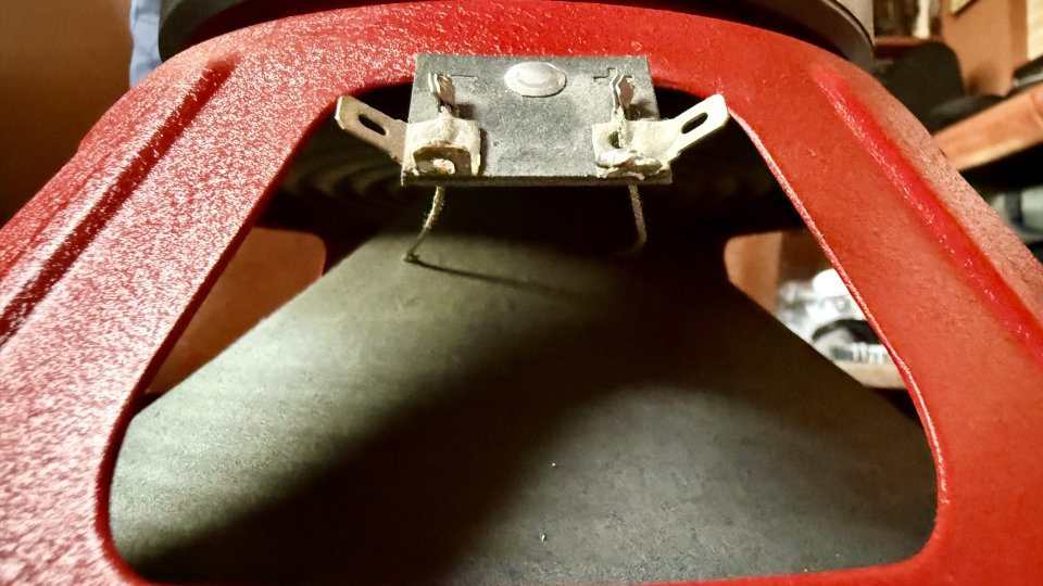Dos Eminence Wizard 8 ohmios de segunda mano · Foto 7 de 10 · Zaragoza · 115 €