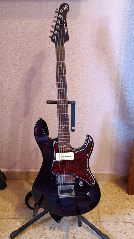 Yamaha Pacífica 611 HFM Trans Purple