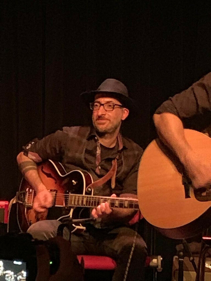 Titulado Musicians Institute-G.i.T. de  Los Angeles-Clases de Guitarra en Barcelona y On-Line