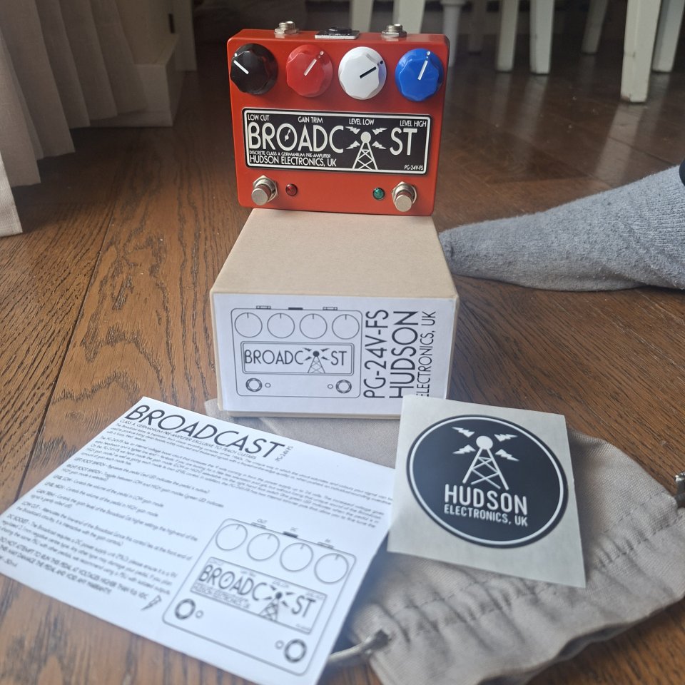 Hudson Electronics UK Broadcast PG-24V-FS Limited Edition de segunda mano · Foto 2 de 8 · Valencia · 299 €