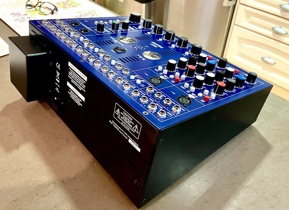 TL Audio FAT TRACK Tube Production Suite. Ó Cambio.