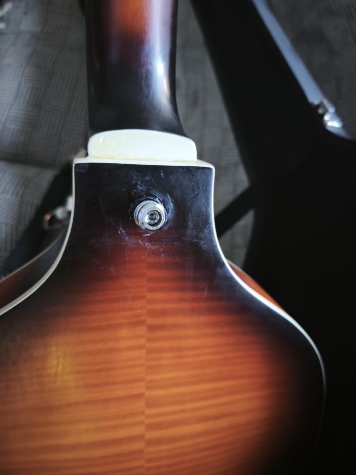 Bajo Hofner Ignition customizado de segunda mano · Foto 4 de 7 · Illes Balears · 350 €