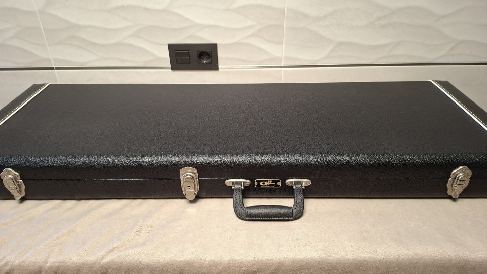 Guitarra G&L Fullerton Deluxe Legacy USA + estuche, color Blonde, cuerpo Fresno de segunda mano · Foto 10 de 10 · Madrid · 995 €