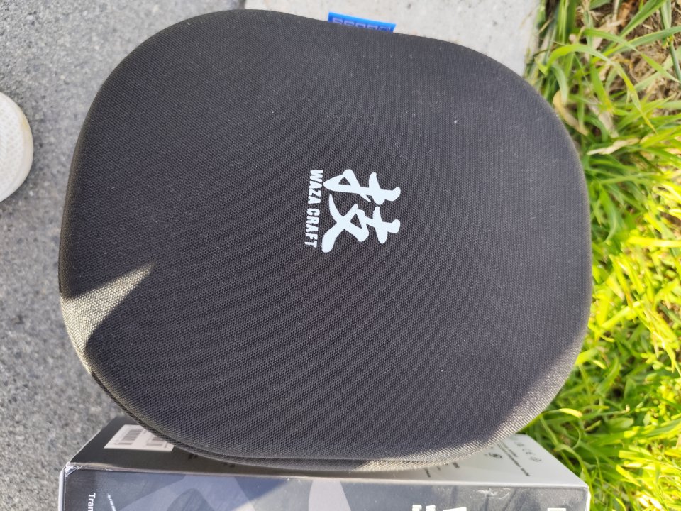 Boss Waza-Air + funda rígida Waza Craft de segunda mano · Foto 3 de 4 · A Coruña · 200 €
