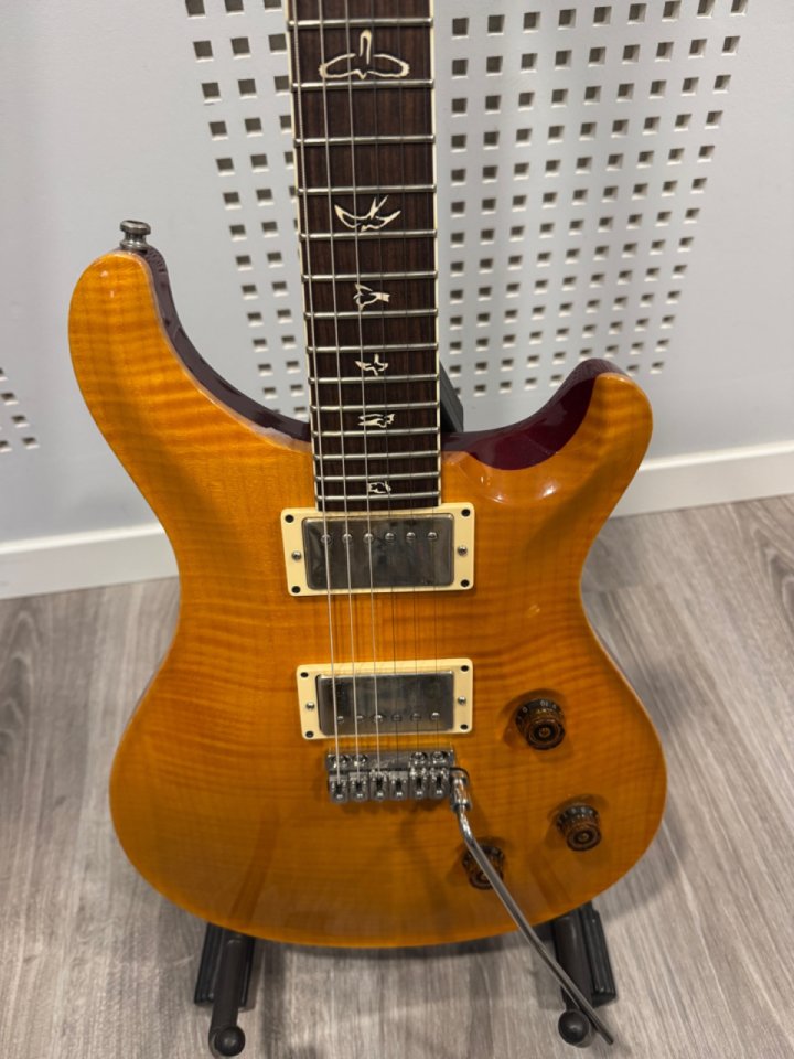 PRS custom 24 10 top 25 aniversario de segunda mano · Foto 6 de 10 · Valladolid · 3700 €