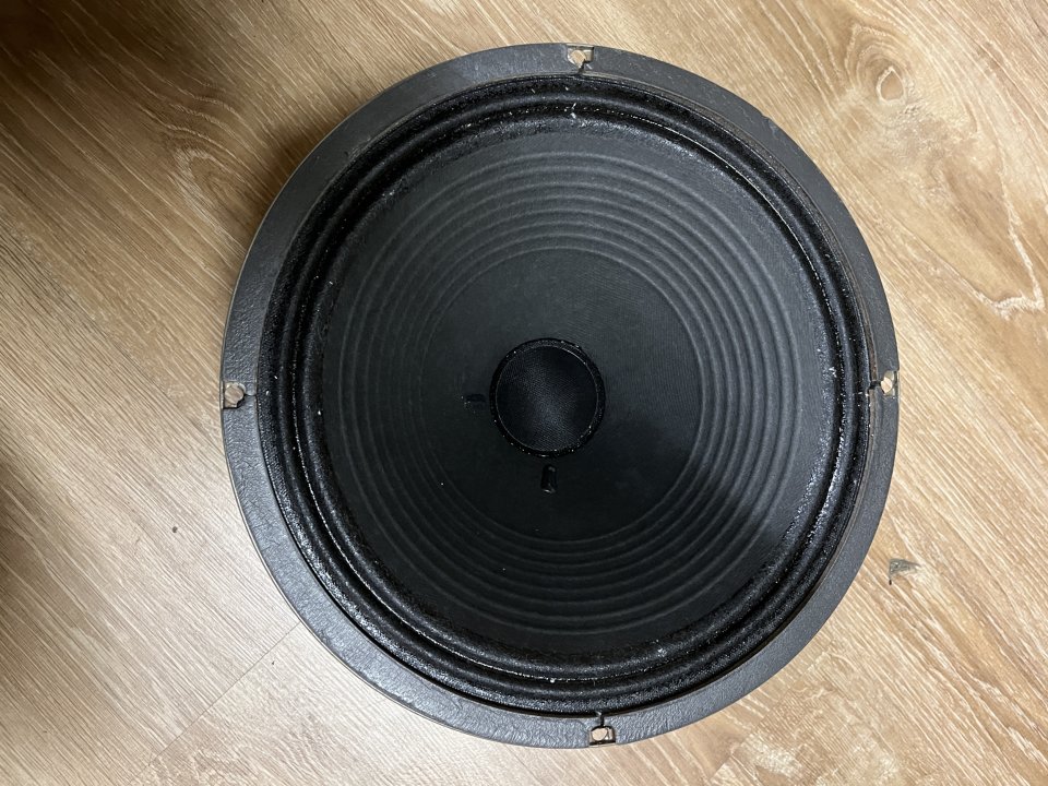 Altavoz Celestion g12h30 70 Anniversary de segunda mano · Foto 4 de 4 · Bizkaia · 88 €