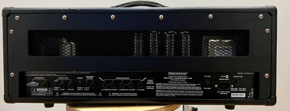 Cabezal Blackstar Stage 100+pantalla 4x12 de segunda mano · Foto 2 de 7 · Bizkaia · 900 €