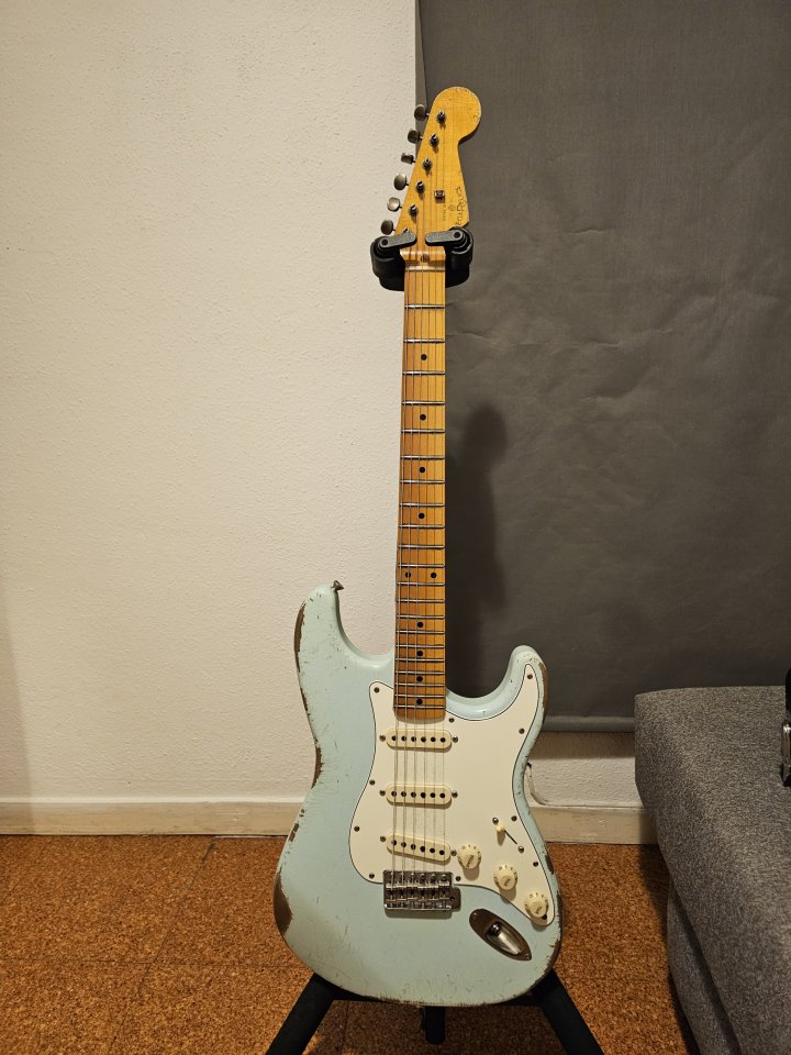 Guitarra Vegarelics Stratocaster de segunda mano · Foto 3 de 10 · Barcelona · 1700 €