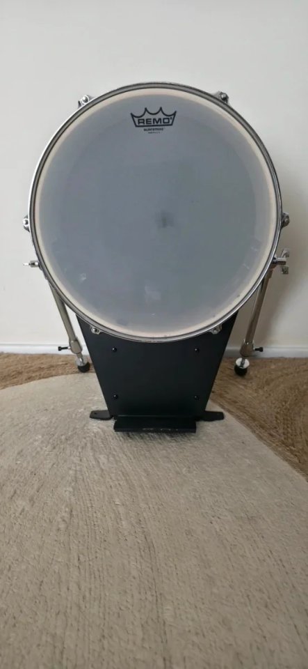 Alesis Strike Pro de segunda mano · Foto 7 de 8 · A Coruña · 1300 €