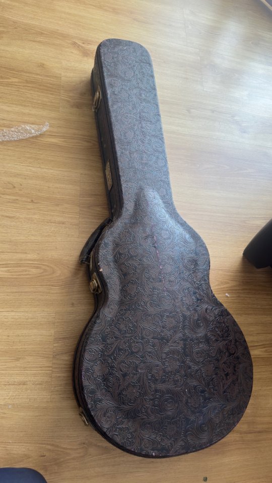 maybach lester 72 custom aged de segunda mano · Foto 3 de 3 · Asturias · 1900 €