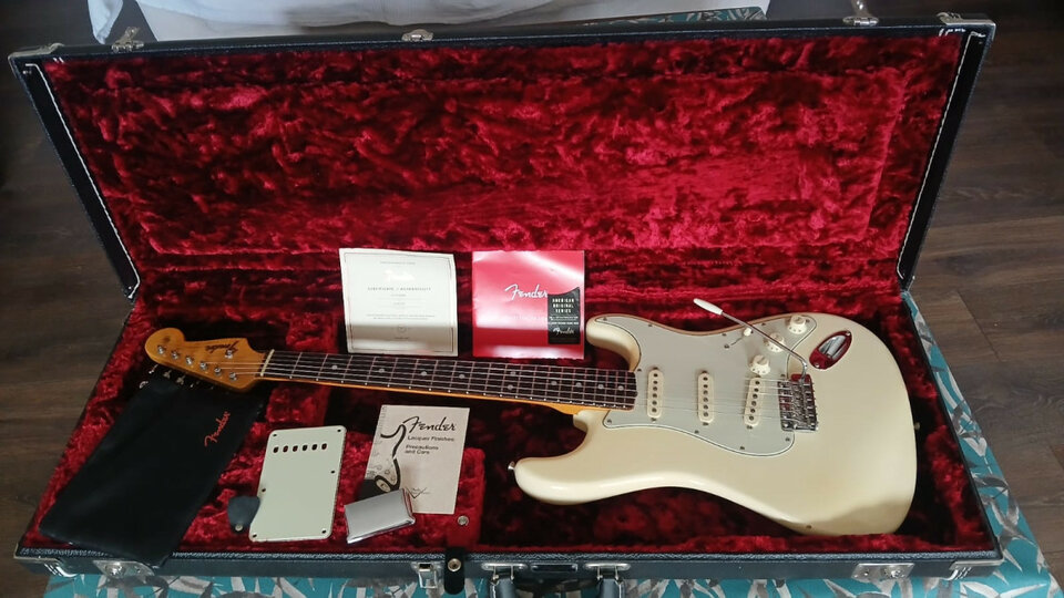 Fender Stratocaster American Original 60s Olympic white.