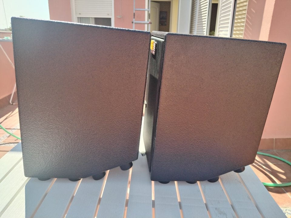 Pareja de altavoces FRFR RedSound Elis.8 activo+pasivo de segunda mano · Foto 7 de 9 · Sevilla · 800 €