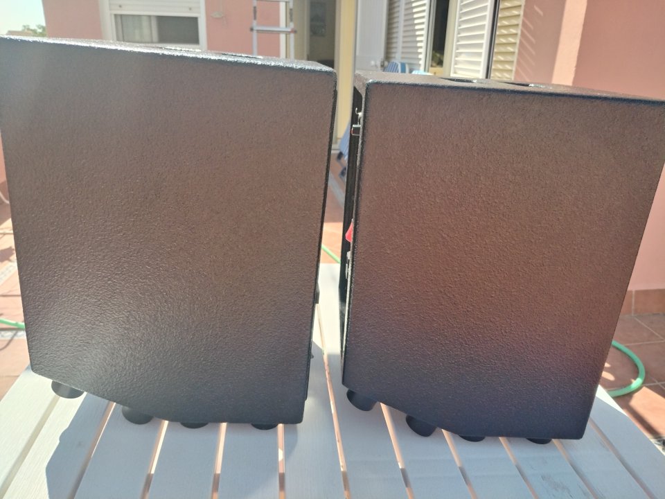 Pareja de altavoces FRFR RedSound Elis.8 activo+pasivo de segunda mano · Foto 8 de 9 · Sevilla · 800 €