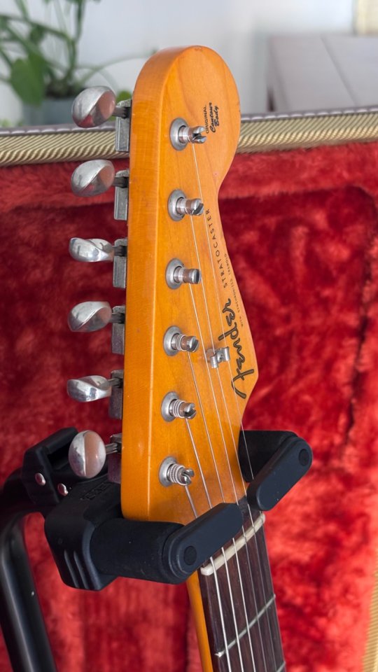 Fender Classic ‘60s Lacquer Stratocaster 2015 de segunda mano · Foto 7 de 9 · Madrid · 890 €