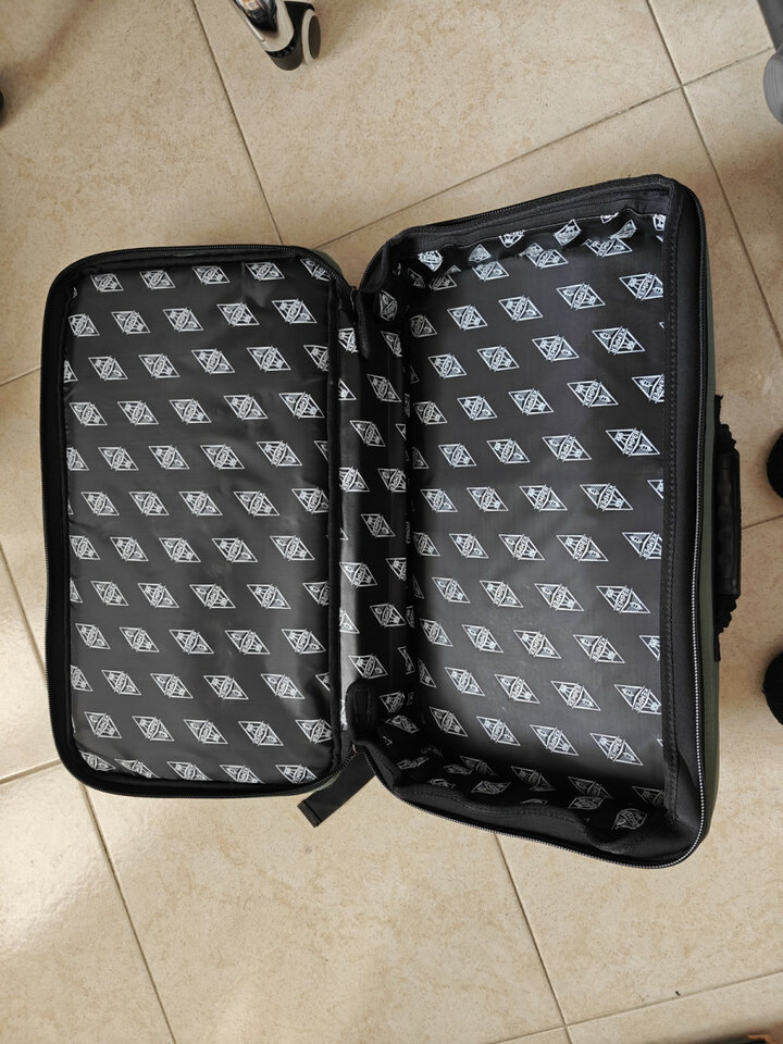 Kemper Stage como nuevo con funda y 2 packs de Profiles de pago de MBritt