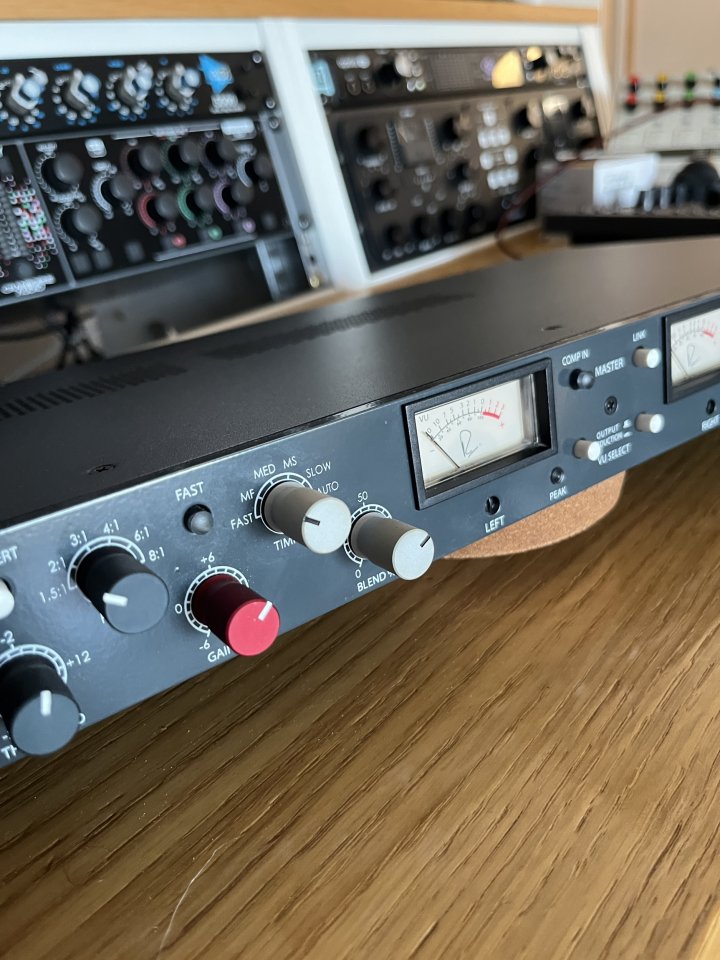 Compresor Rupert Neve Shelford Diode Bridge Stereo