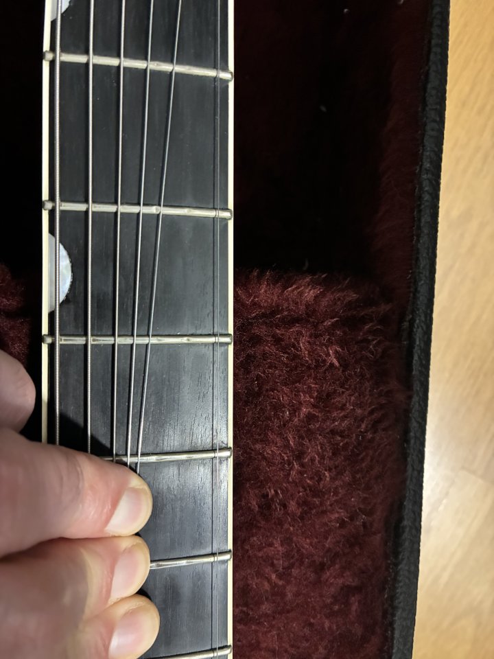 GRETSCH 6131 Malcolm Young de segunda mano · Foto 9 de 10 · Asturias · 1800 €