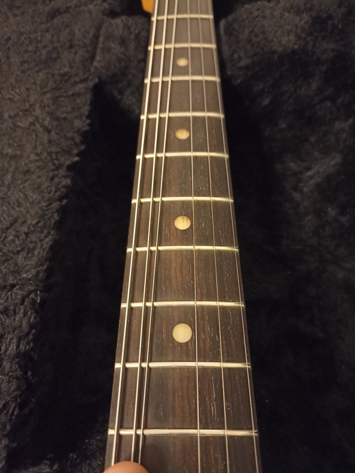 Fender telecaster chrissie hynde de segunda mano · Foto 8 de 8 · Valencia · 1000 €