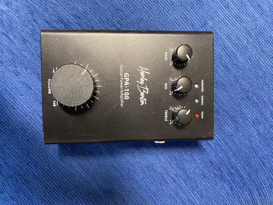Pantalla HB G112 V30 + etapa GPA 100 de segunda mano · Foto 6 de 9 · Barcelona · 170 €