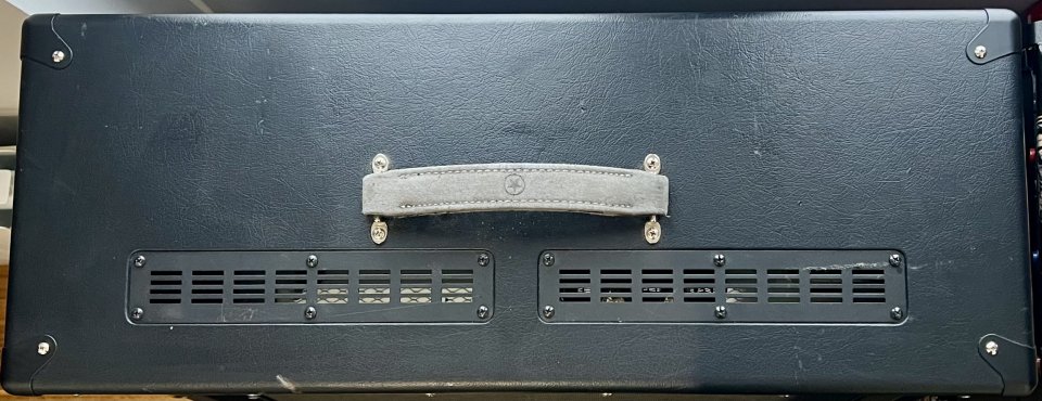 Cabezal Blackstar Stage 100+pantalla 4x12 de segunda mano · Foto 3 de 7 · Bizkaia · 900 €