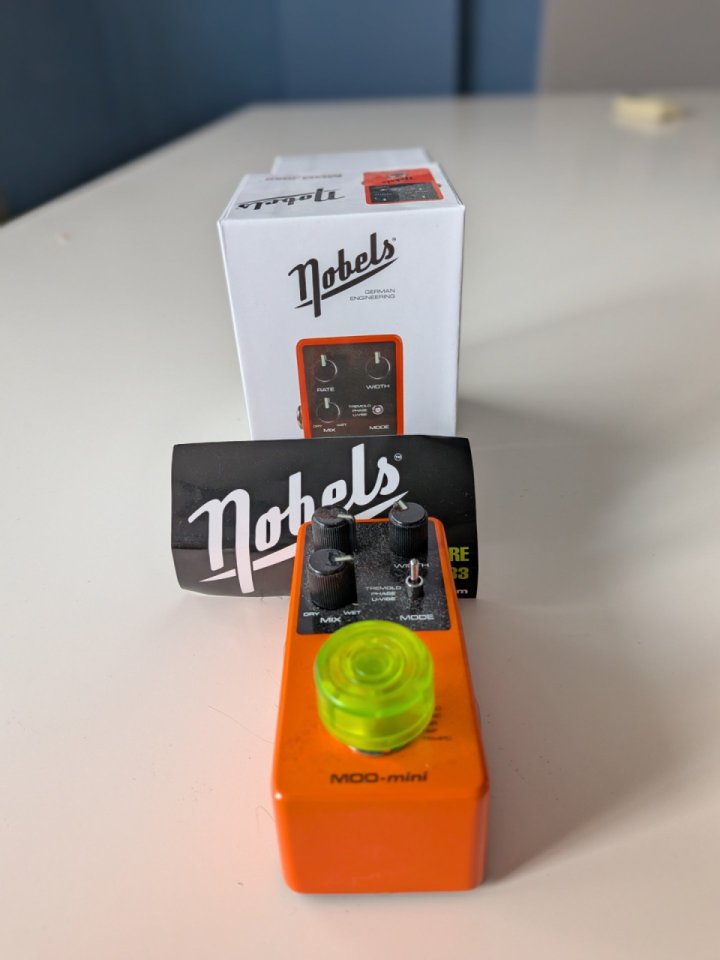 Vendo nobels mod mini de segunda mano · Foto 1 de 3 · Jaén · 65 €