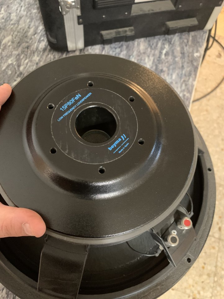 Pareja Altavoces Beyma 15p80FeN de segunda mano · Foto 1 de 3 · Toledo · 450 €