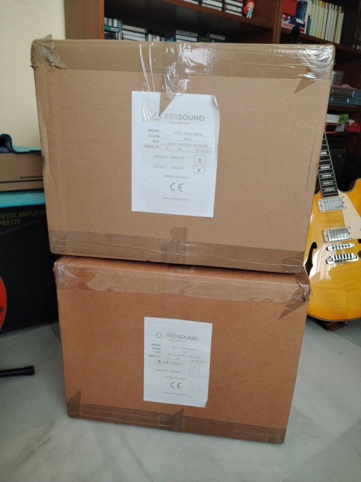 Pareja de altavoces FRFR RedSound Elis.8 activo+pasivo de segunda mano · Foto 9 de 9 · Sevilla · 800 €