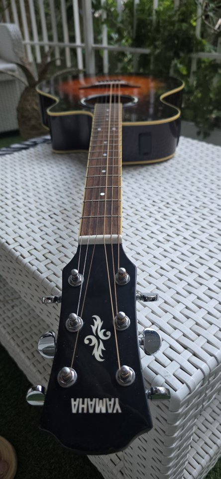 Yamaha APX Electroacústica de segunda mano · Foto 4 de 10 · Madrid · 150 €