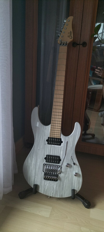 Suhr modern silver drip- Rebaja