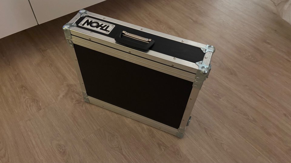 Thon 2U rack maletín