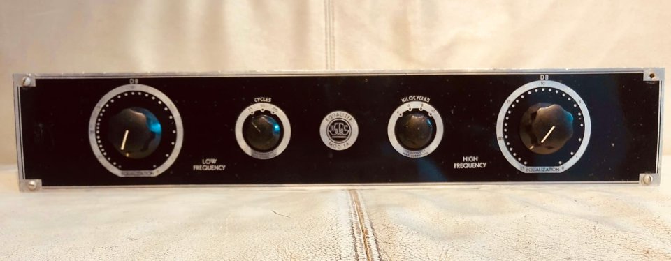 UTC 3A Passive Equalizer (RCA, Langeving, Gates, Fairchild) occasion de segunda mano · Foto 1 de 3 · Madrid · 2000 €