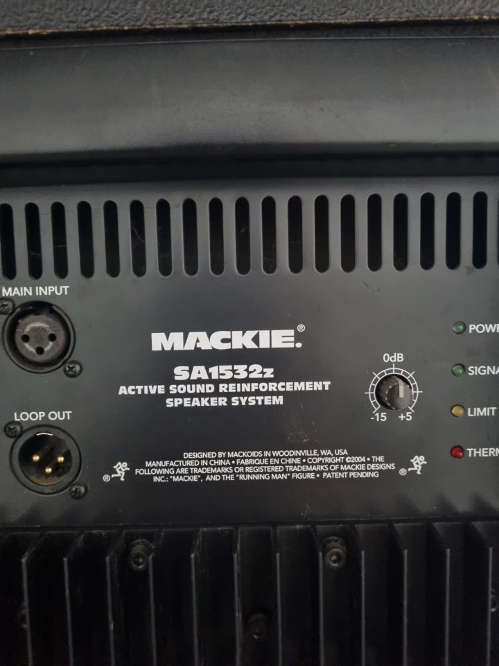 equipo de sonido mackie