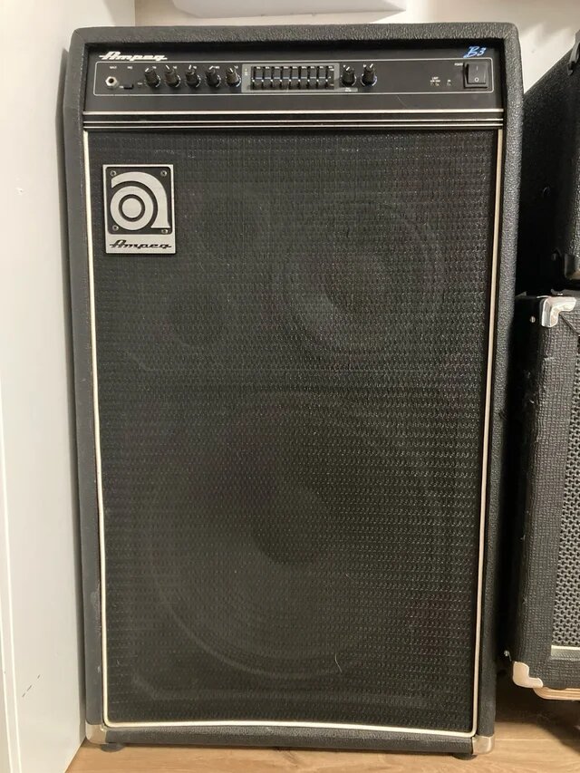 Ampeg B3 158 - Amplificador bajo Made in USA