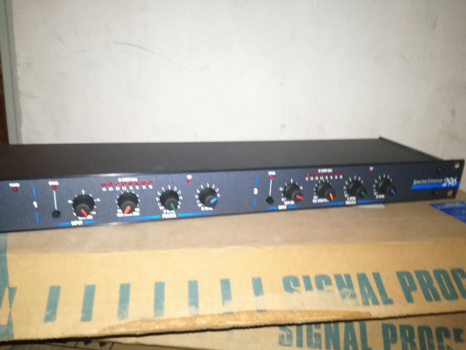 DBX 296 SPECTRAL ENHANCER