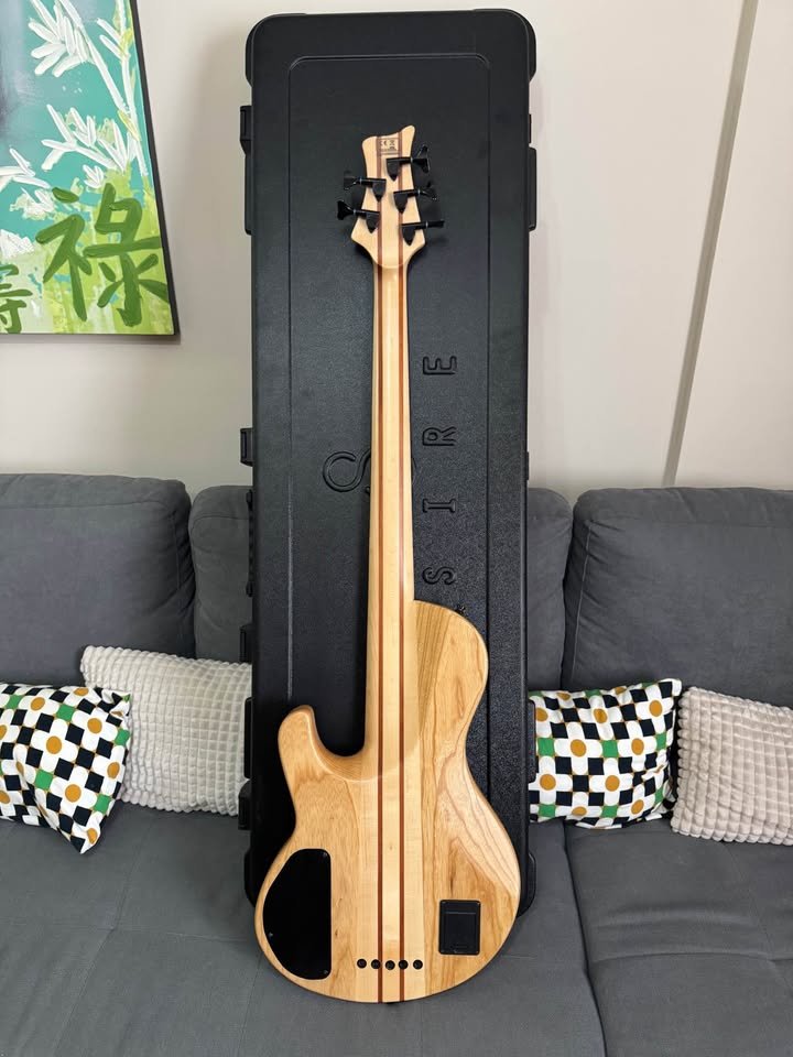 Marcus Miller F10-5 NT de segunda mano · Foto 8 de 9 · SC Tenerife · 1300 €