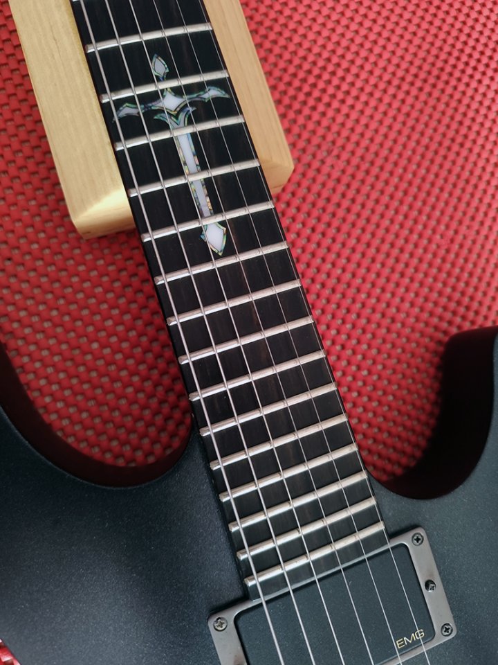Guitarra Cort EVL K6 de segunda mano · Foto 5 de 10 · Guadalajara · 450 €