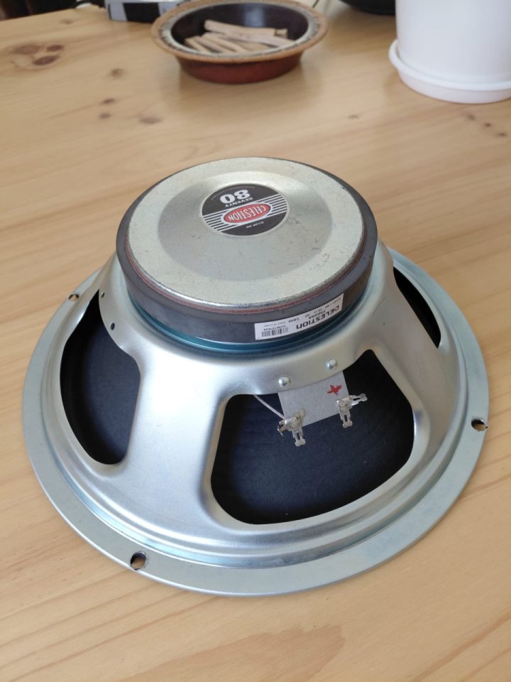 Celestion 70/80 12" 16 Ohm de segunda mano · Foto 1 de 2 · Gipuzkoa · 35 €