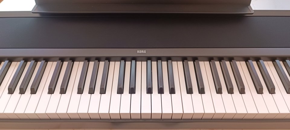 Piano Digital KORG B2 de segunda mano · Foto 3 de 9 · Valencia · 225 €