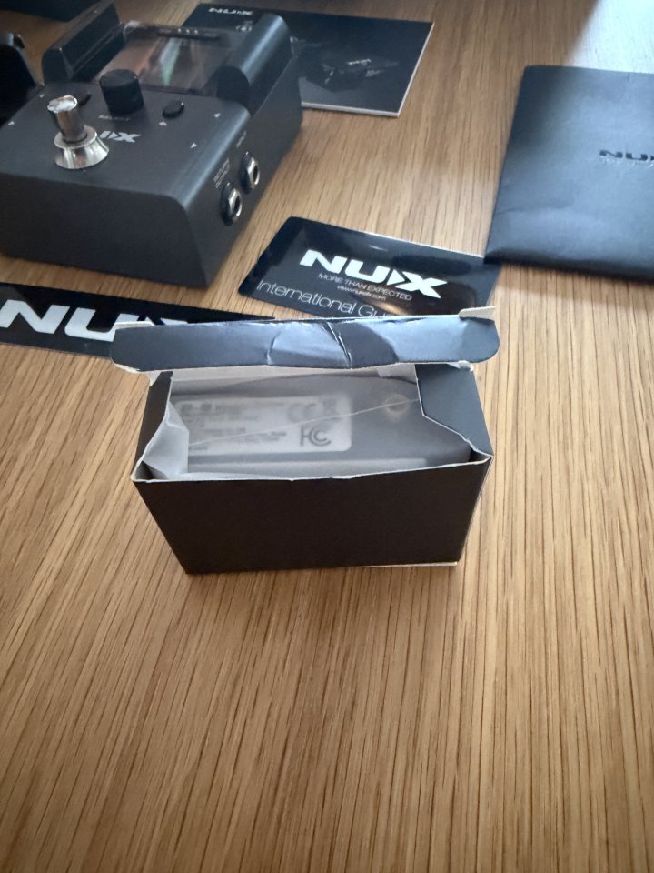 Nux B8 wireless de segunda mano · Foto 3 de 6 · Madrid · 180 €