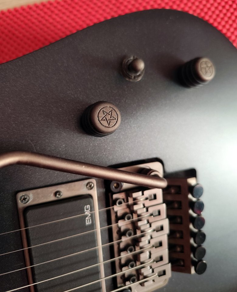 Guitarra Cort EVL K6 de segunda mano · Foto 7 de 10 · Guadalajara · 450 €